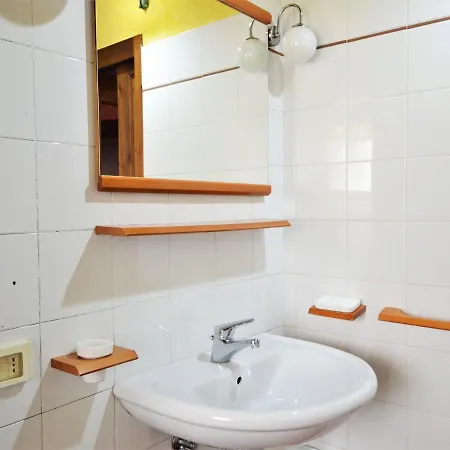 Belvilla By Oyo Scenic With Shared Pool 別荘 *